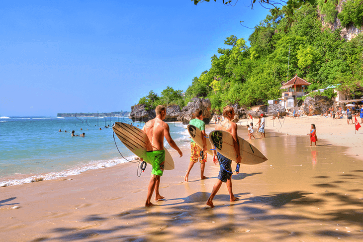 How Many Days in Bali : Surfing Club