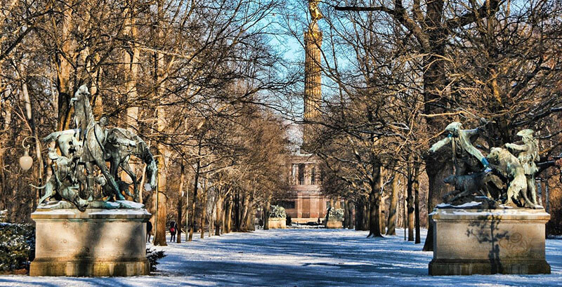 Tiergarten, relaxing neighborhood, lots of open green spaces