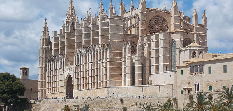 visit Cathedral Of Santa Maria Of Palma Mallorca