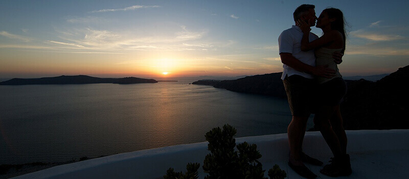 Imerovigli, beautiful sunset & caldera views, more peace, quiet than Fira