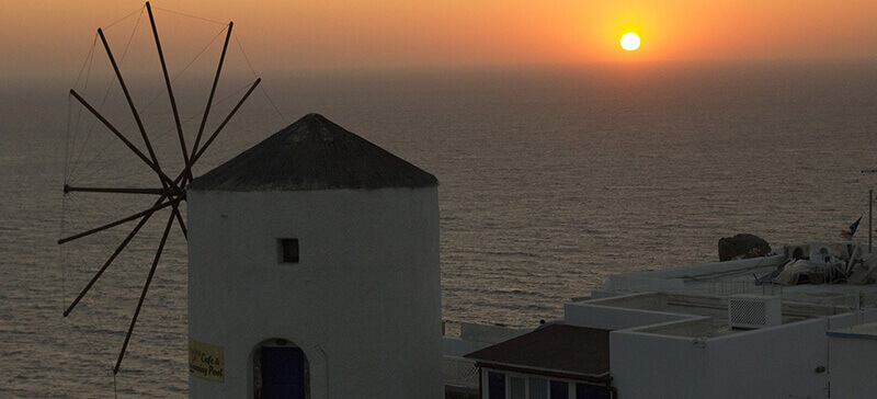 Perissa y Perivolos, dónde alojarse en Santorino para playas