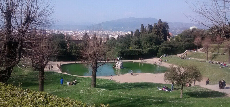 Boboli and San Miniato al Monte, upscale residential neighborhoods