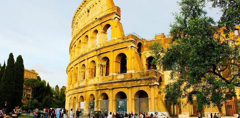 Monti, where to stay in Rome near Colosseum and ancient Rome