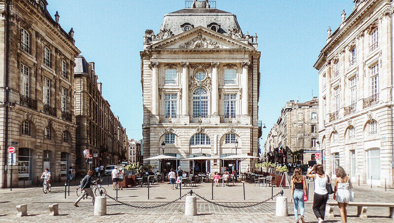 Downtown, best area to stay in Bordeaux for first time tourists