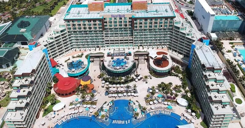 Best Hotels In Cancun For Partying: Hard Rock Hotel Cancun – All Inclusive 