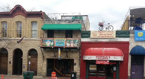 Red River Cultural District/6th Street, best place to stay in Austin for nightlife