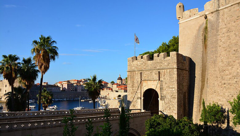 Ploče, where to stay in Dubrovnik for stunning seaside views