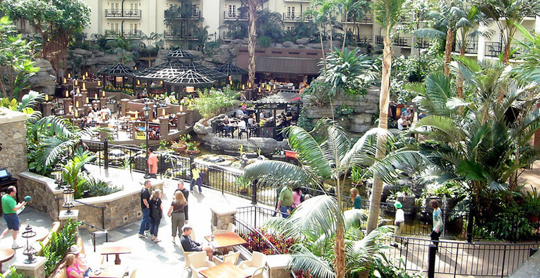 Music Valley and Opryland, where to stay in Nashville with family