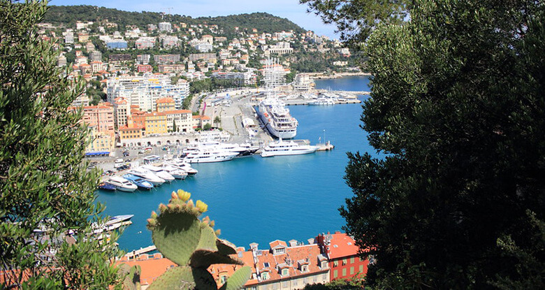 Le Port, a trendy area to stay in Nice