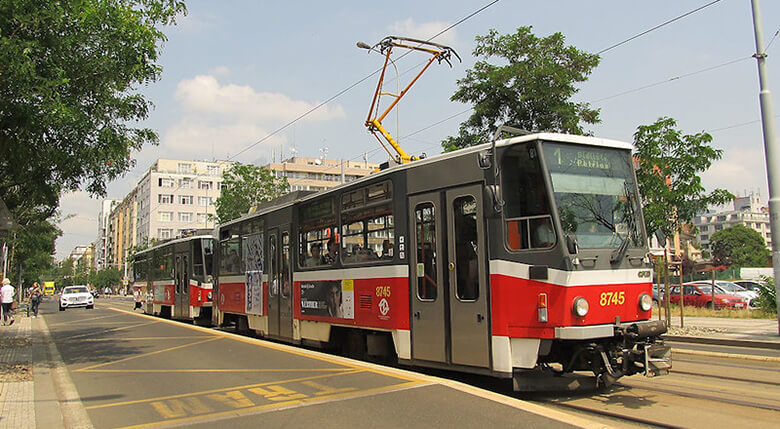 Holesovice (Praha 7), hiljainen, asuinalue, jossa on paikallista kokemusta