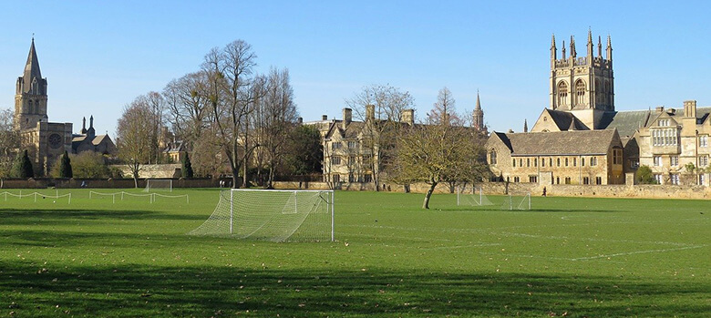 Cowley Road, where to stay in Oxford on budget