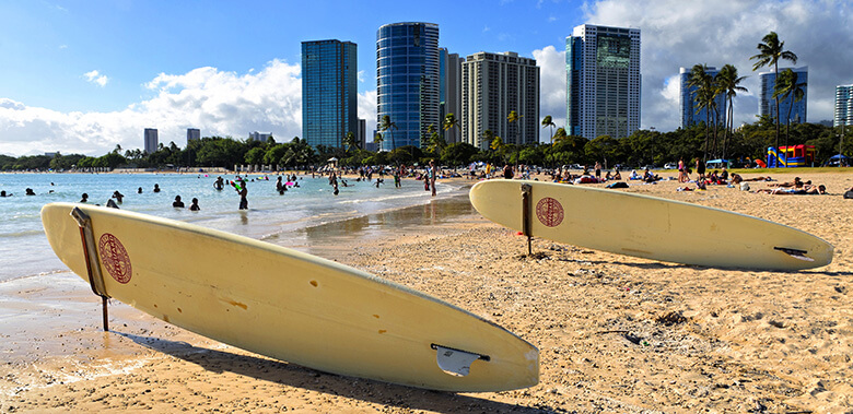 Ala Moana, where to stay in Oahu for shopping