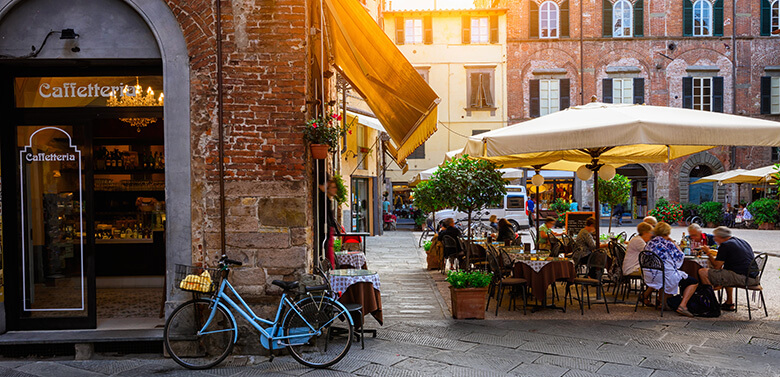 Lucca, the city of a hundred churches