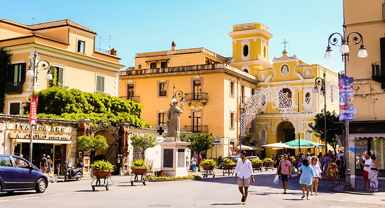 Piazza Tasso best area in Sorrento for first timers