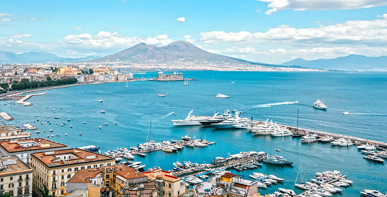 Port of Naples, where to stay in Naples near ferries