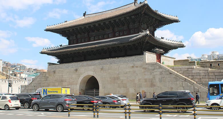 Dongdaemun  - a  shopping hub of Seoul